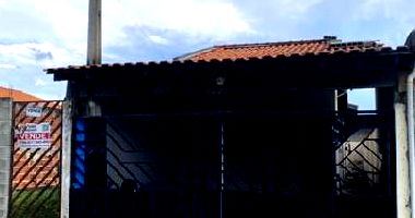 Casa 2 quartos, 1 banheiro, 65,78m² construída, desocupada