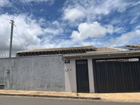 Casa geminada com 96 m², 2 quartos, ocupada, ideal para investimento