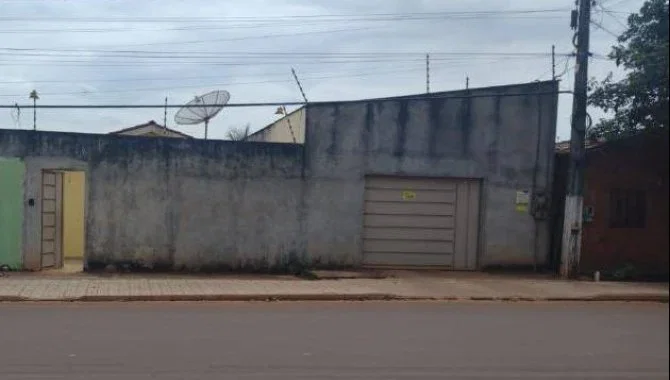 Casa ocupada 349 m² com 3 quartos e 4 banheiros
