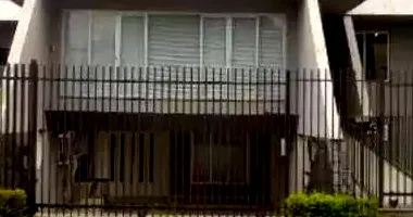 Casa com 3 quartos e 3 vagas em leilão