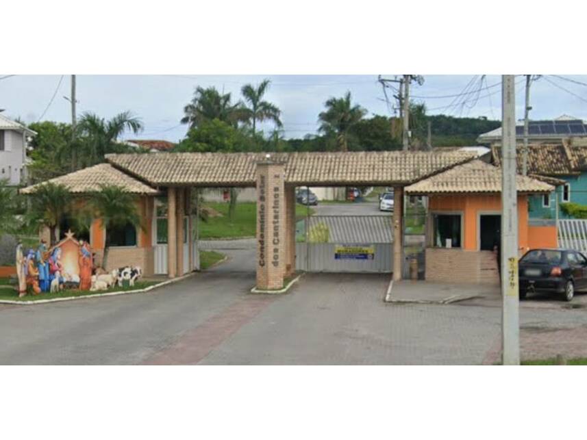 Casa em leilão com 3 quartos e 1 vaga em São Pedro da Aldeia/RJ