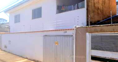 Casa residencial com 2 pavimentos no Jardim Aeroporto