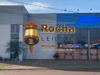 Barracão comercial com 929,64m², 3 banheiros