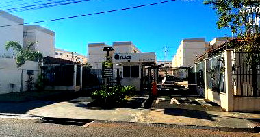 Apartamento com 2 Quartos e 1 Vaga em Condomínio