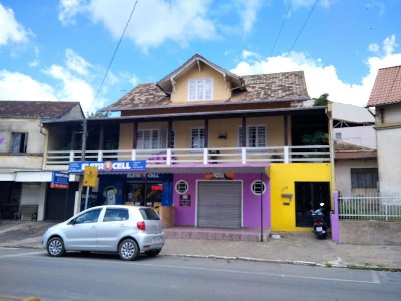 Casa em Oxford com 3 quartos e 2 banheiros
