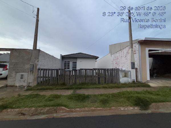 Casa 2Qts, 45m² construída, 150m² terreno, Itapetininga