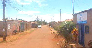 Casa aconchegante com 2 quartos e 47,5m² construída