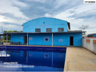 Parte Ideal de Chácara com 1.400m² e Máquina Distribuidora de Semente