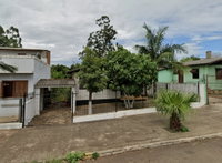 Casa com 90,67 m² - Centro
