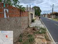 Casa com 200m², 1 cozinha, 1 varanda, desocupada