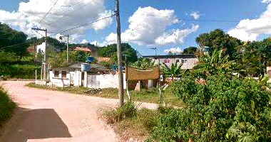 Casa residencial com 2 quartos, 1 banheiro, 76.84m² construída, ocupada