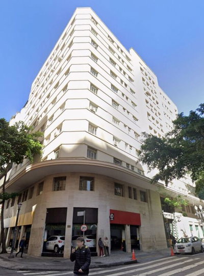 Conjunto Comercial de 41,50m² no 4º Pavimento do Ed. Vicentina