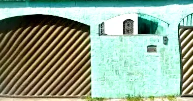 Casa em Leilão com 4 Quartos e 2 Banheiros em Manaus