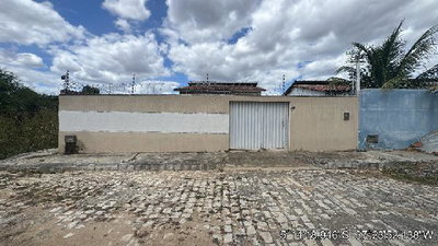 Casa 2 Quartos com 2 Banheiros e 58,60 m²