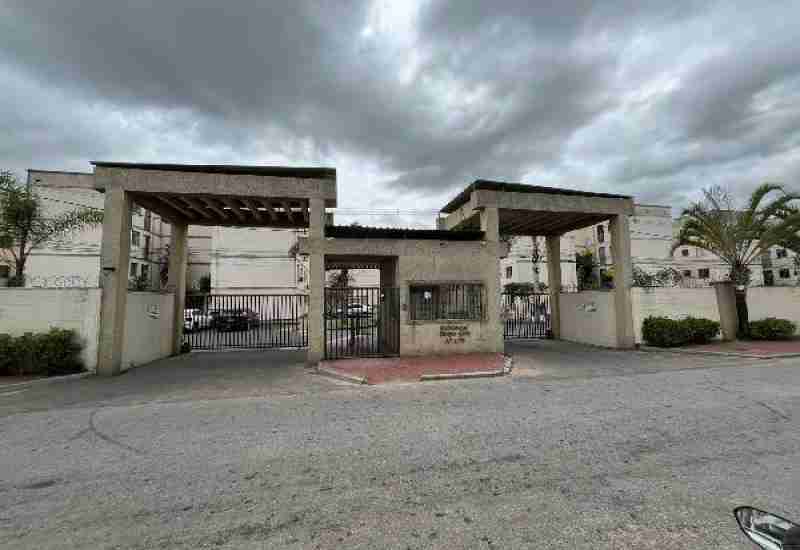 Apartamento com 2 Quartos e 1 Vaga em Campos dos Goytacazes