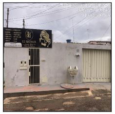 Casa com 3 quartos, banheiro, sala e cozinha, 62m² construída