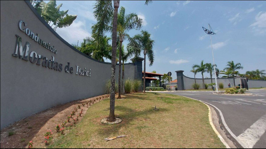 Casa com 56,30m² em condomínio fechado, 2 quartos, desocupada