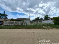 Casa com 3 quartos, 2 banheiros e 105 m² construída, desocupada