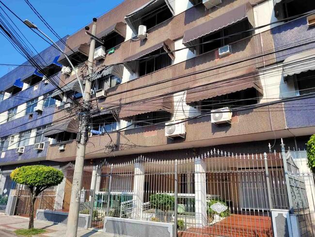 Apartamento com 45m² e 2 vagas de garagem