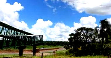 Terreno Urbano com 1.140 m² e área construída de 105 m², ocupado