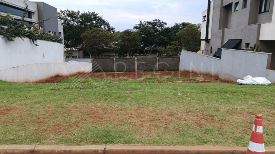 Terreno em Alphaville Ribeirão Preto - Loteamento Alphaville