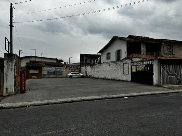 Casa com 1 quarto e 1 banheiro, área construída 99,90m²