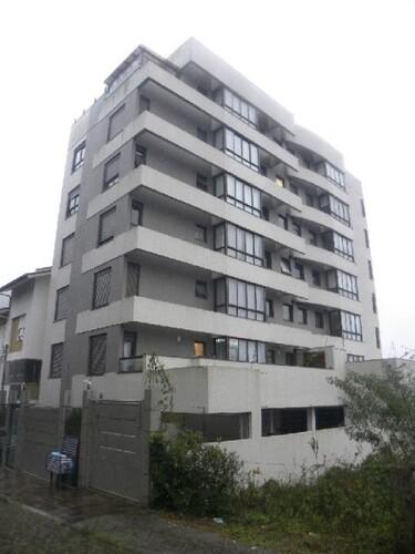 Apartamento amplo com 1 banheiro e 143m² de área privativa