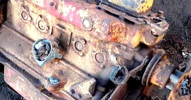 Motor Willis 6 cilindros - Oportunidade de Leilão