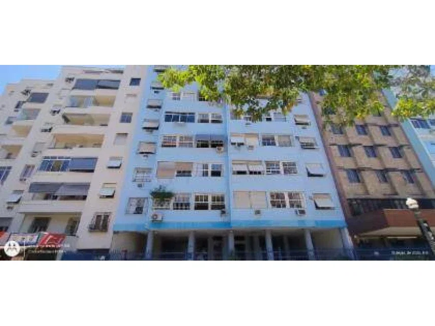 Apartamento com 85 m² de área construída