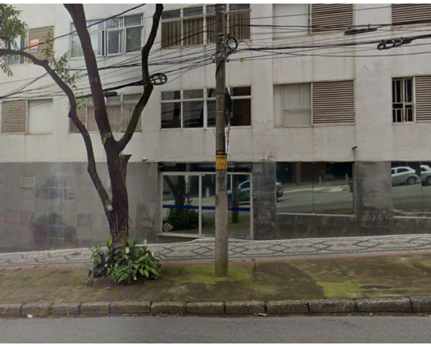 Loja térrea desocupada com 68m² construída, sem vaga