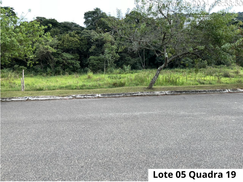 Terreno de 832,96 m² no Residencial Fazenda do Porto
