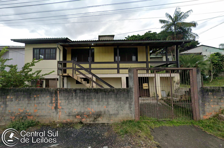 Terreno com Edificação em Criciúma/SC