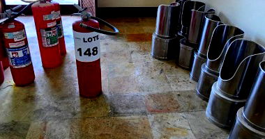 Lote 148 - Extintores e Mangueiras