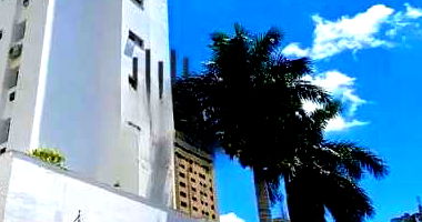 Apartamento 4 quartos com 2 suítes, 2 vagas e área total 218m²