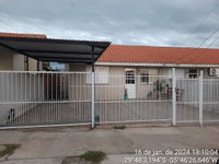 Casa com 2 Quartos e 1 Vaga em Alegretti
