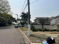 Sobrado residencial com 320,05m², 1.015,10m² de terreno, 3 quartos, 2 banheiros