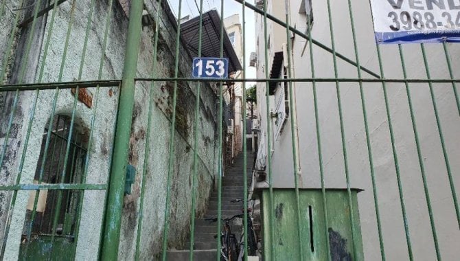 Apartamento padrão 96 m², 2 quartos, 1 banheiro, ocupado