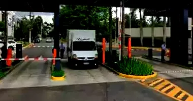 Casa em leilão com 4 quartos e 3 banheiros