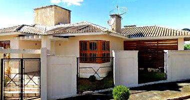 Casa com 2 pavimentos e quiosque em Lajeado/RS