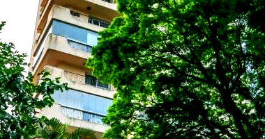 Apartamento Luxuoso com 3 Suítes e 3 Vagas