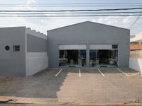 Imóvel Comercial com 324m², 2 banheiros e