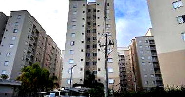 Apartamento em Curitiba com 2 quartos e vaga de garagem