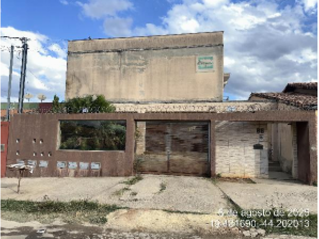 Casa com 2 quartos em Sete Lagoas/MG