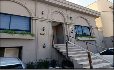 Casa Residencial em Americana com 242,25 m²