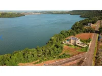Terreno com 945m² em Condomínio Marinas Capitão
