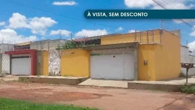 Casa ocupada de 120 m² com 2 vagas
