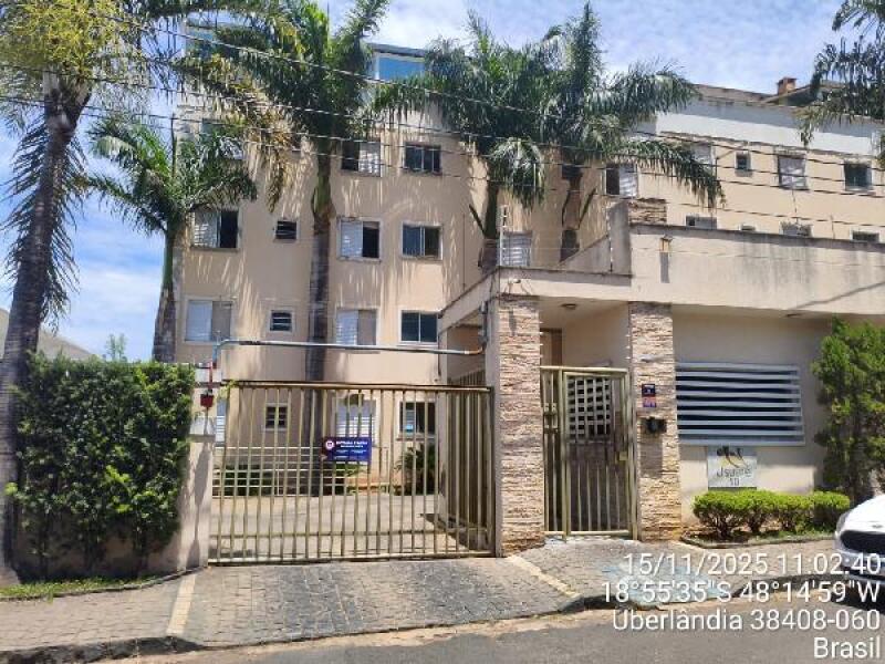Apartamento com 2 quartos em Uberlândia