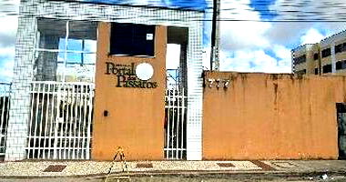 Apartamento com 2 quartos e 2 banheiros em Fortaleza