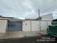 Casa com 2 quartos e 2 vagas em Bariri/SP