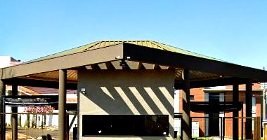 Casa 3 quartos, 2 banheiros, 208m² construída, 2 vagas cobertas